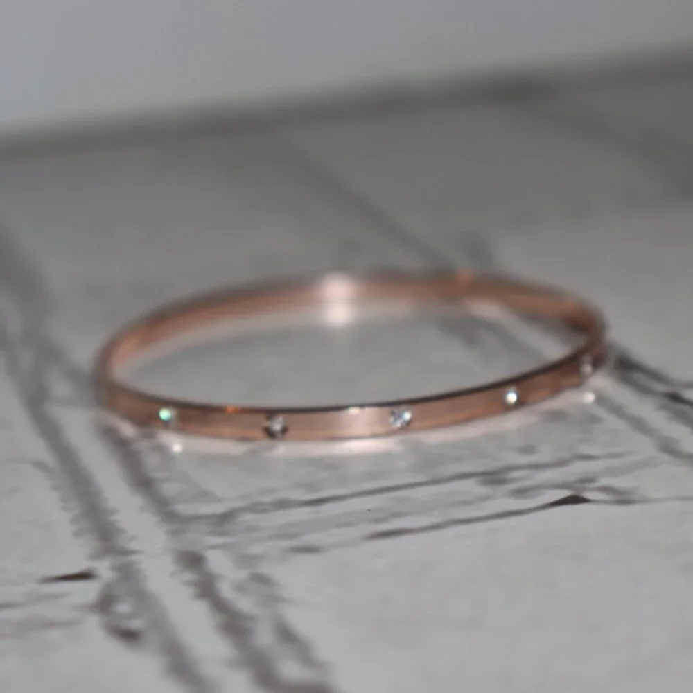 Beautiful sparkling rose gold and CZ bangle bracelet 7